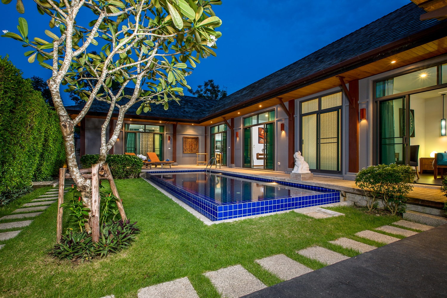 Luxury Bedroom Villa Rawai with Pool and Garden Price MTHB