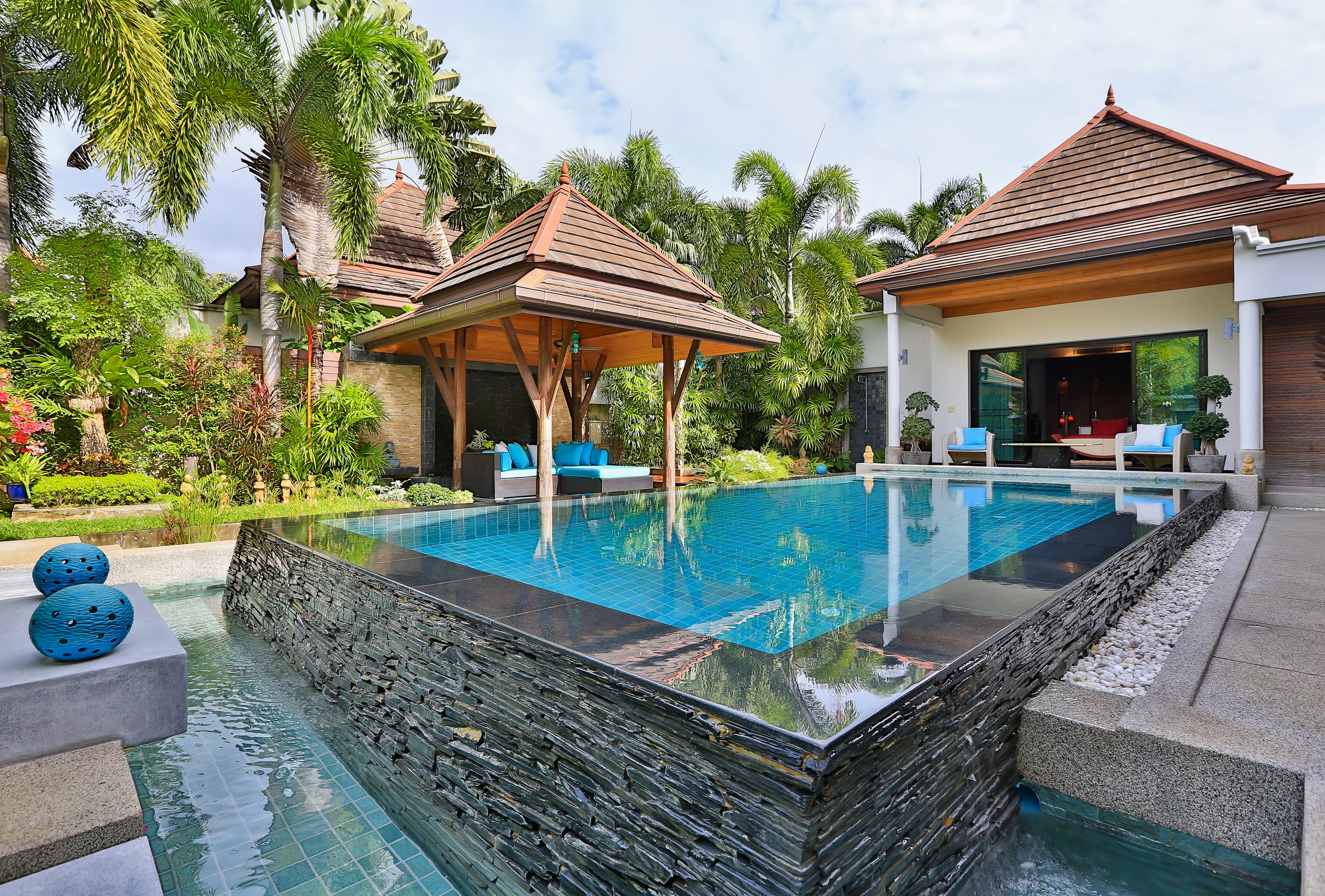 bedrooms luxury contemporary Asian Pool Garden Villa for Sale 