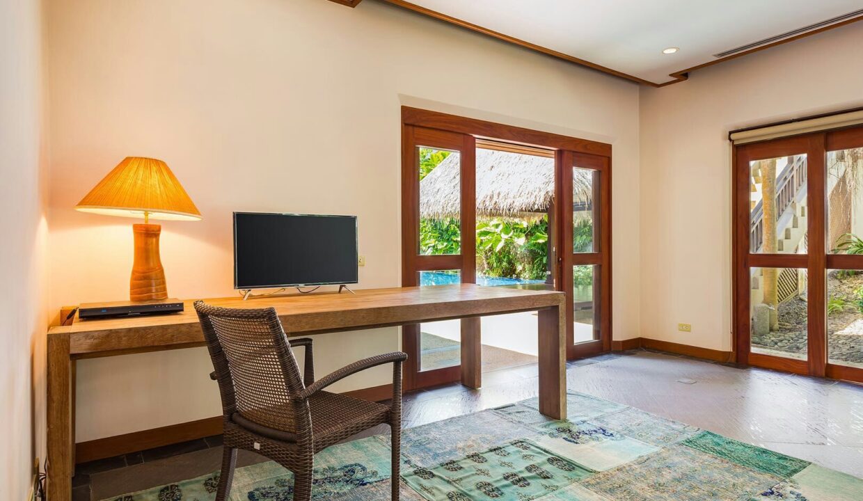 poolside bedroom (convert from gym)